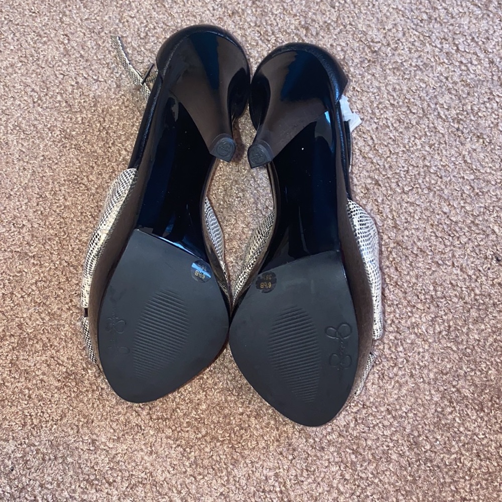 Jessica Simpson Heels - Picture 7 of 7